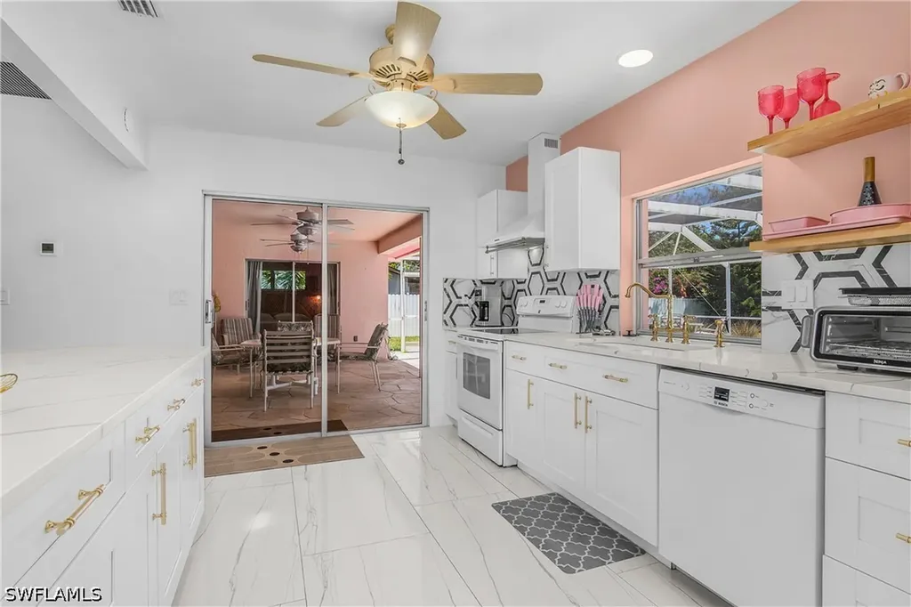 74 8th Street Bonita Springs FL 34134