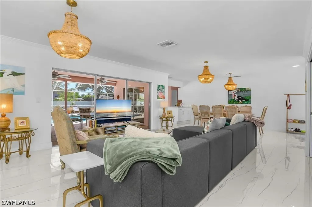 74 8th Street Bonita Springs FL 34134