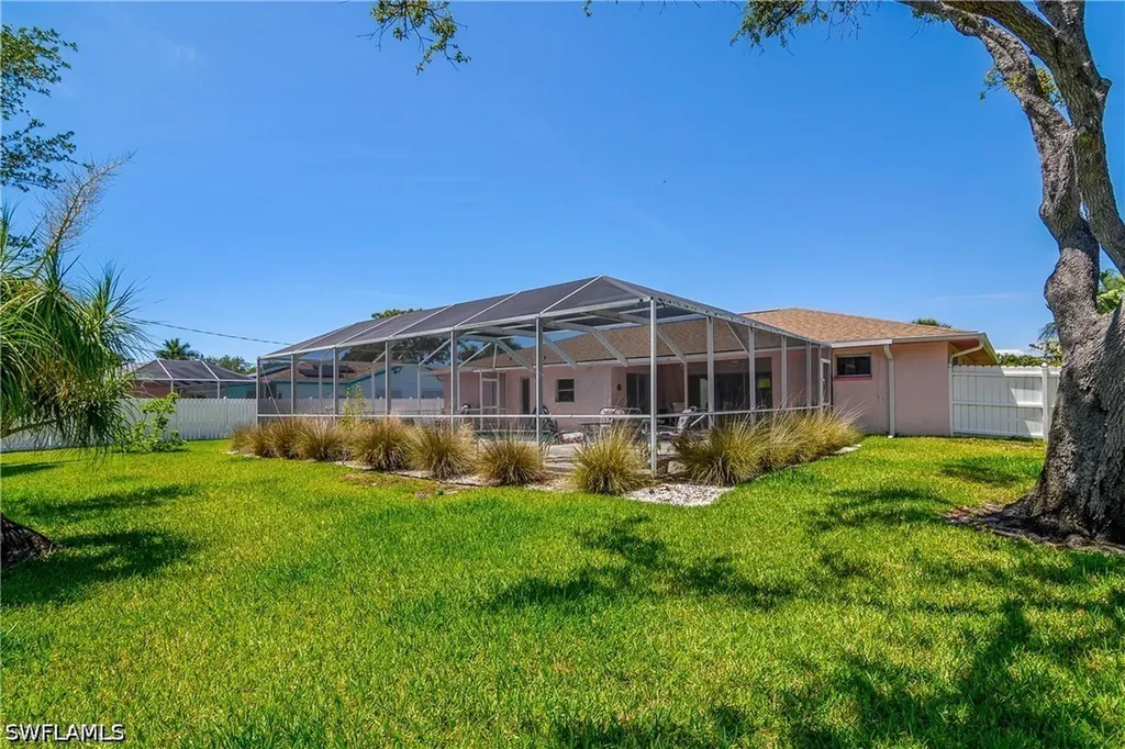 74 8th Street Bonita Springs FL 34134