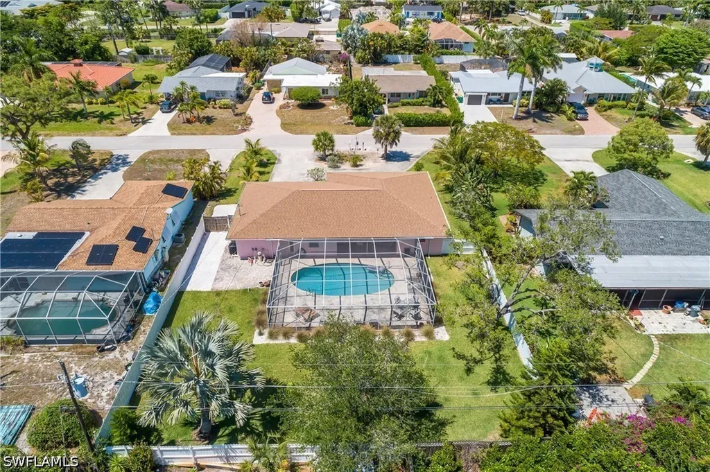74 8th Street Bonita Springs FL 34134