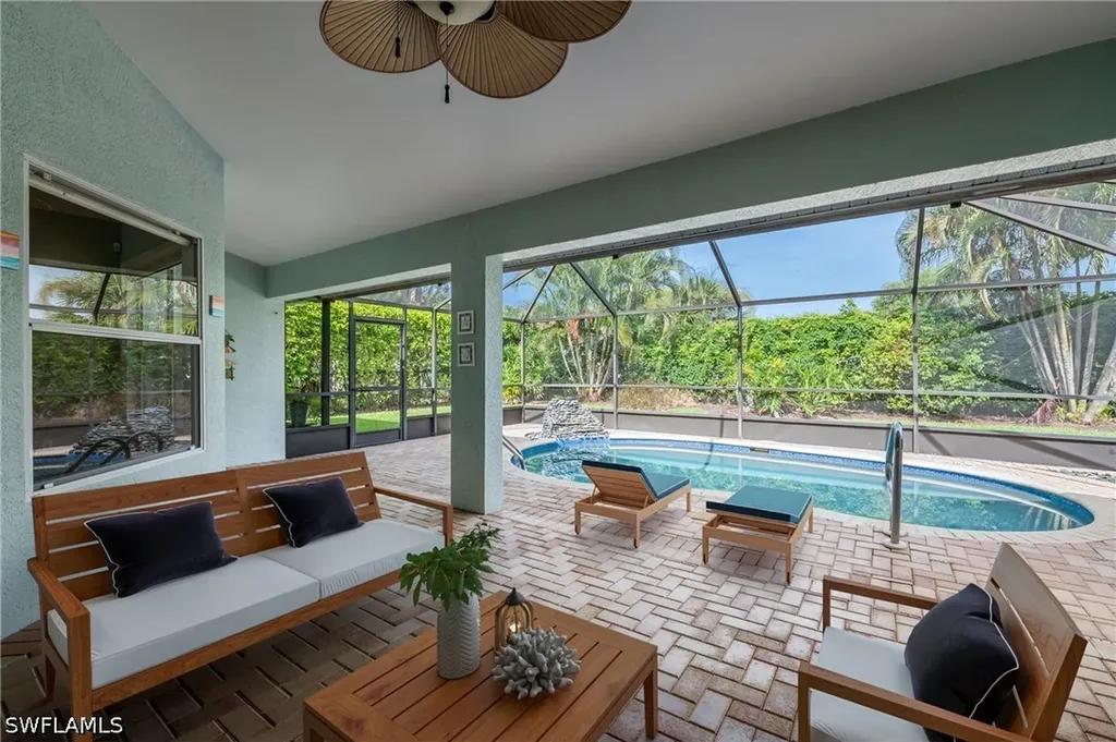 1983 E Crown Pointe Boulevard Naples FL 34112