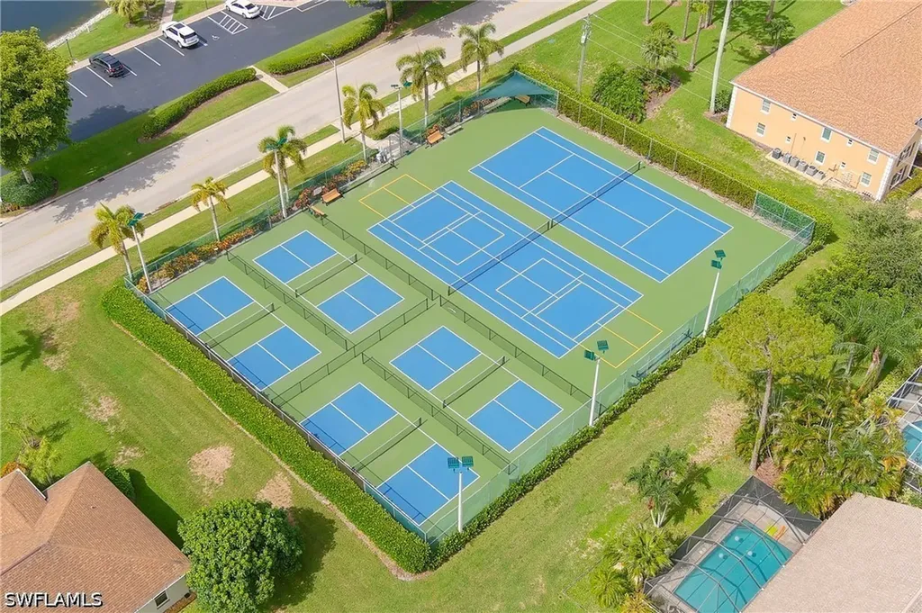 1983 E Crown Pointe Boulevard Naples FL 34112