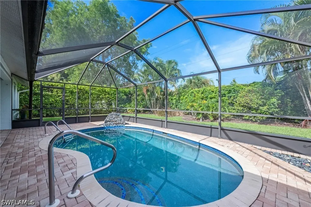 1983 E Crown Pointe Boulevard Naples FL 34112