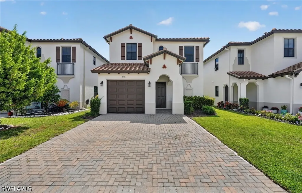 8951 Madrid Circle Naples FL 34104