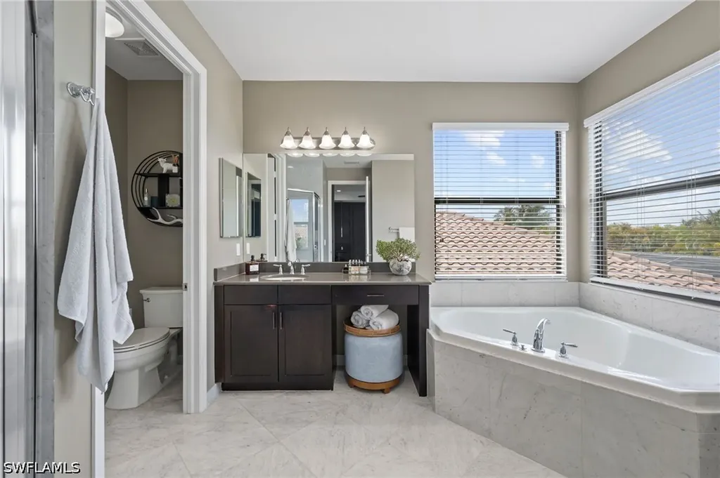 3551 Beaufort Court Naples FL 34119