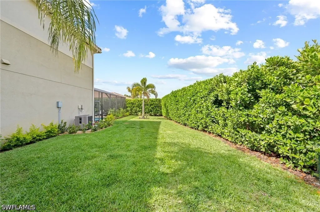 3551 Beaufort Court Naples FL 34119