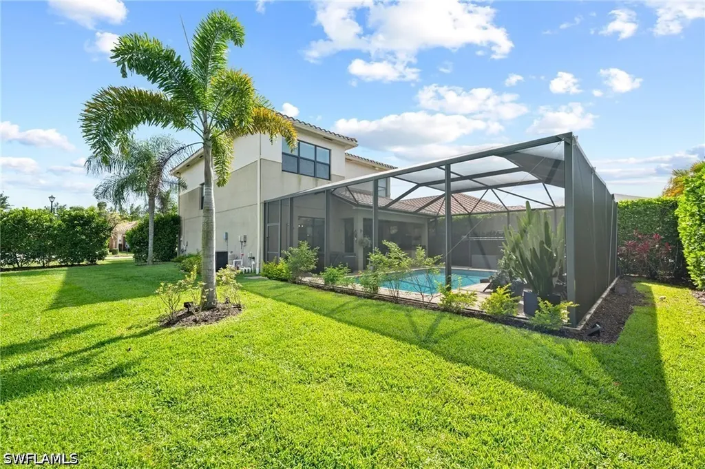 3551 Beaufort Court Naples FL 34119