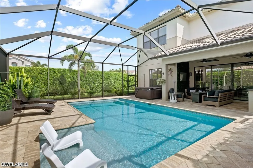 3551 Beaufort Court Naples FL 34119