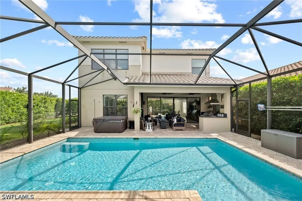 3551 Beaufort Court Naples FL 34119