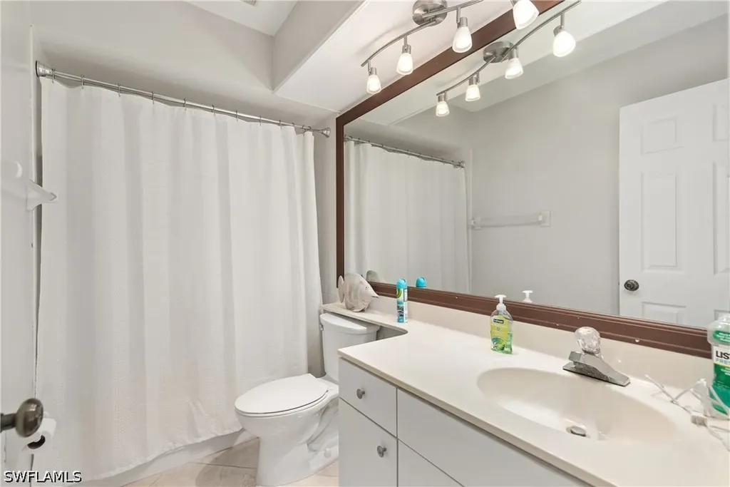 511 Club Side Drive Naples FL 34110