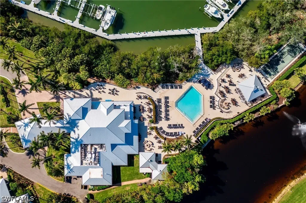 511 Club Side Drive Naples FL 34110