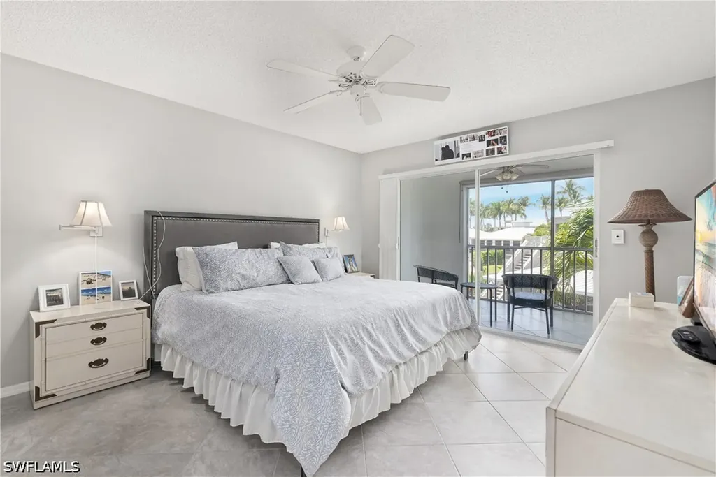 511 Club Side Drive Naples FL 34110