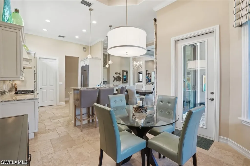6453 Costa Circle Naples FL 34113
