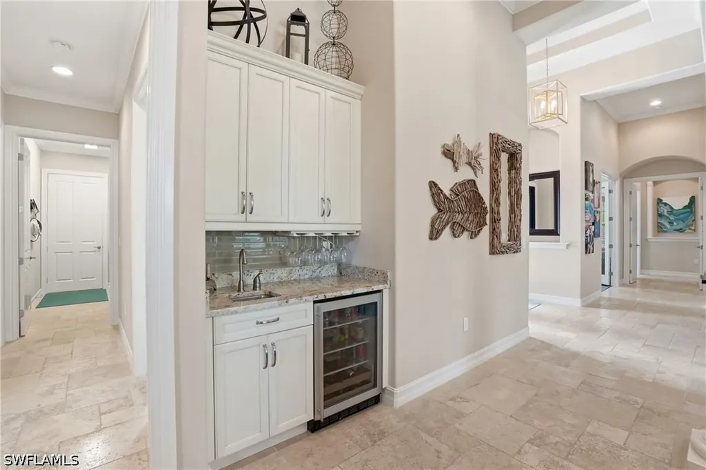 6453 Costa Circle Naples FL 34113