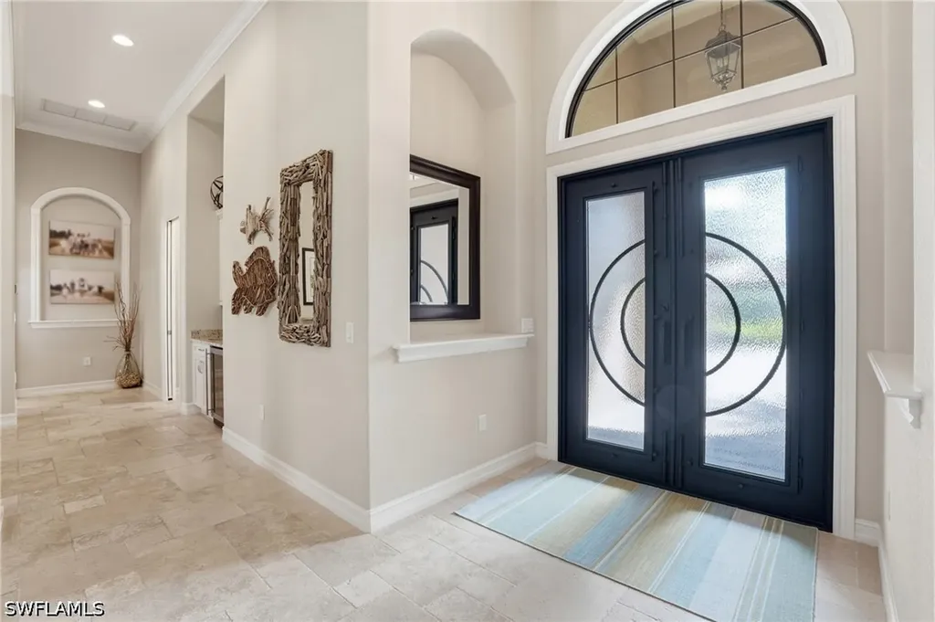 6453 Costa Circle Naples FL 34113
