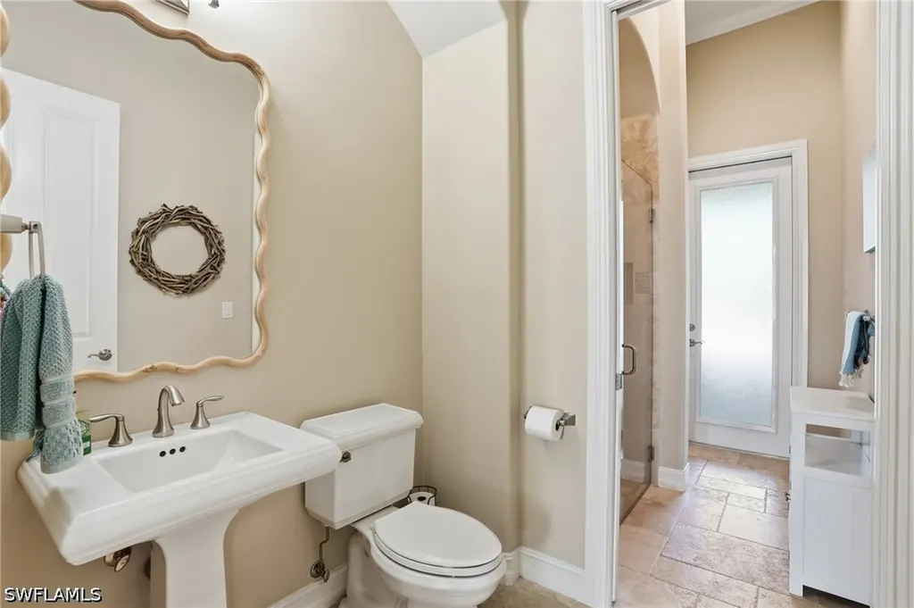 6453 Costa Circle Naples FL 34113