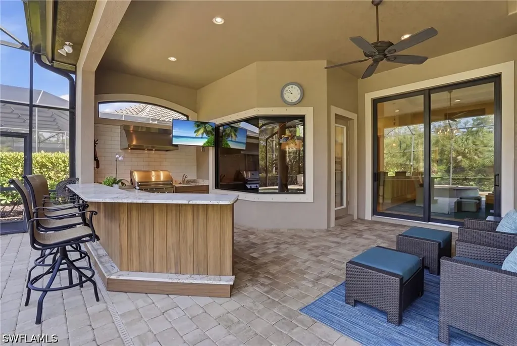 6453 Costa Circle Naples FL 34113