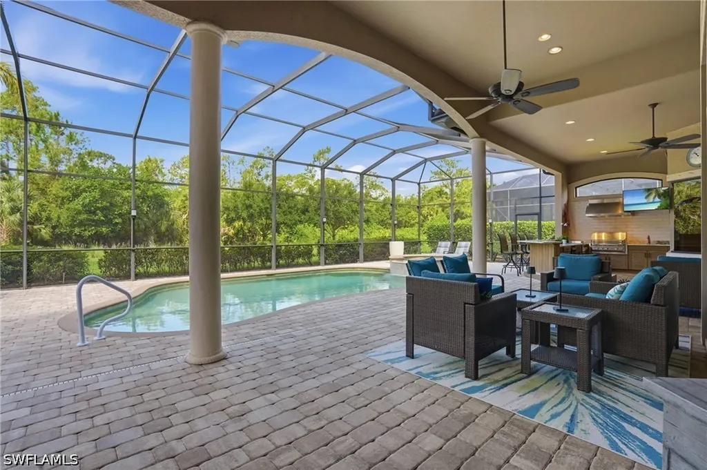 6453 Costa Circle Naples FL 34113