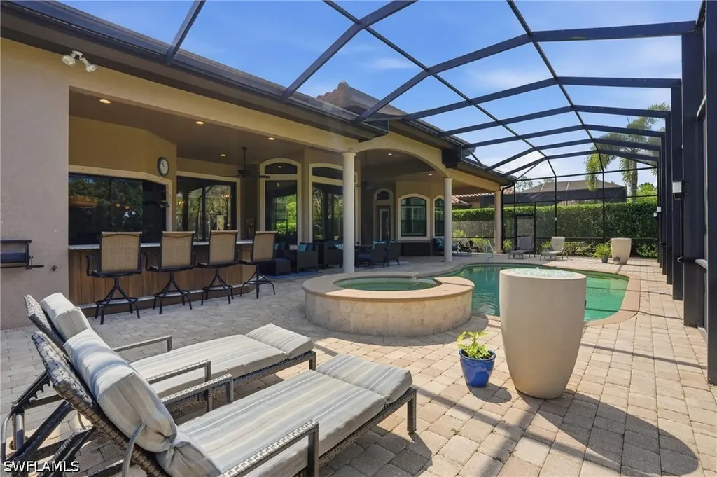 6453 Costa Circle Naples FL 34113
