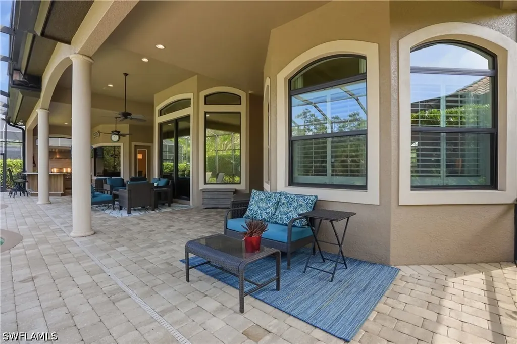 6453 Costa Circle Naples FL 34113