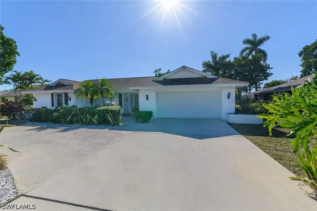 178 Torrey Pines Point Naples FL 34113