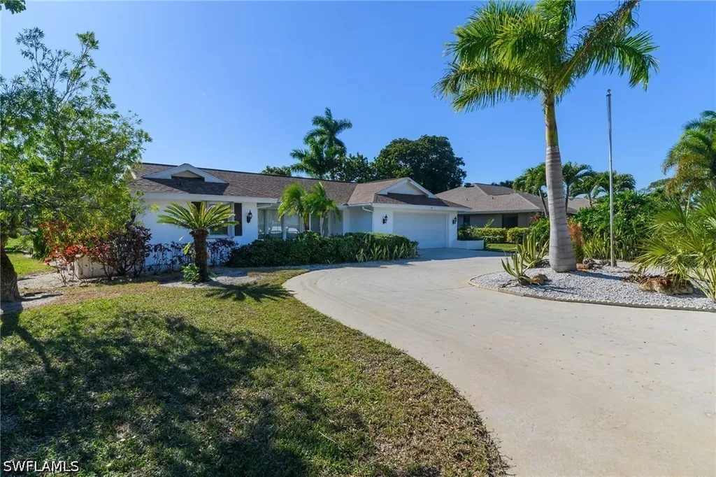 178 Torrey Pines Point Naples FL 34113