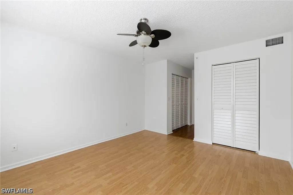 1260 Wildwood Lakes Boulevard Naples FL 34104