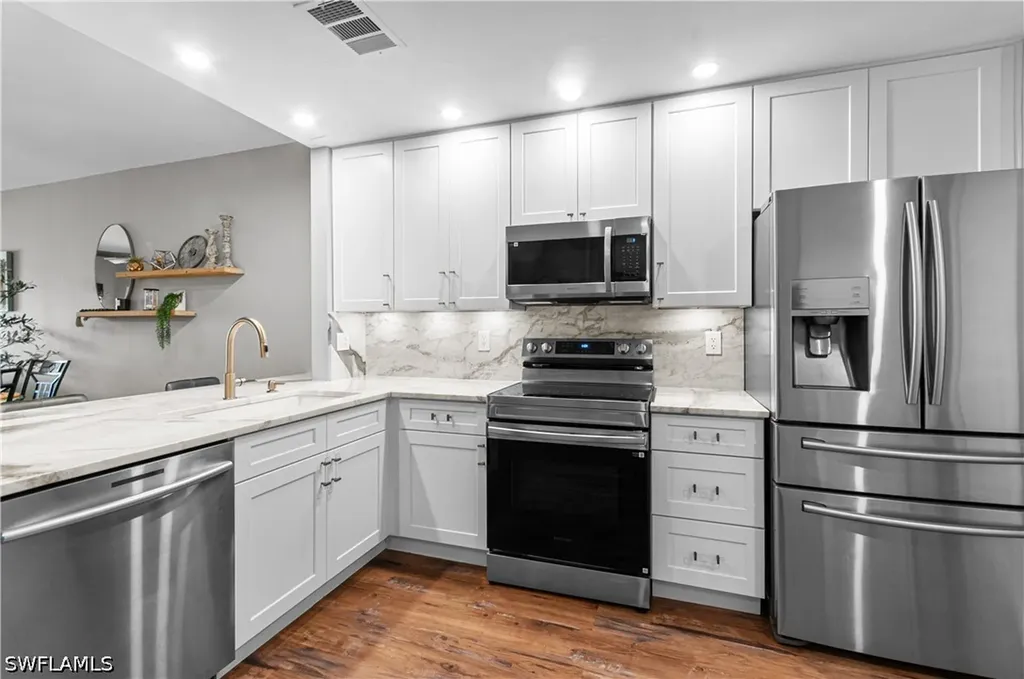 28060 Cavendish Court Bonita Springs FL 34135