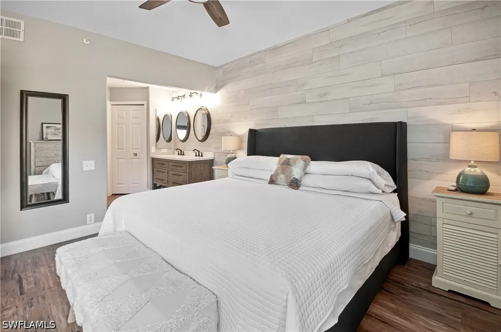 28060 Cavendish Court Bonita Springs FL 34135