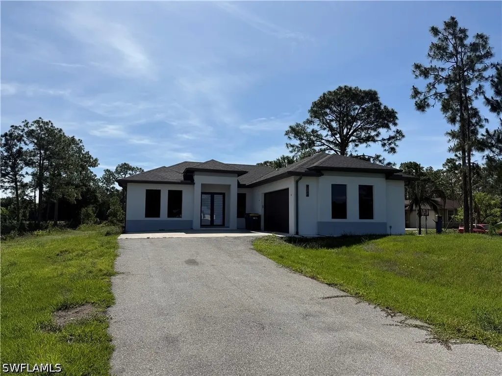 4768 40th Street NE Naples FL 34120