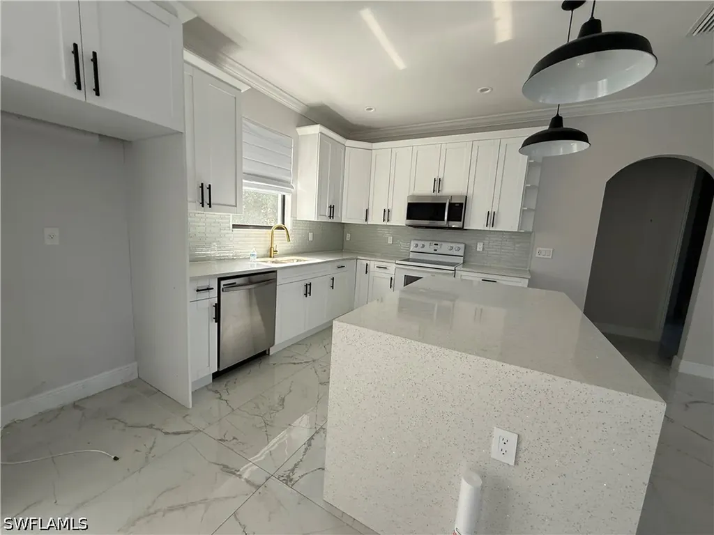 4768 40th Street NE Naples FL 34120