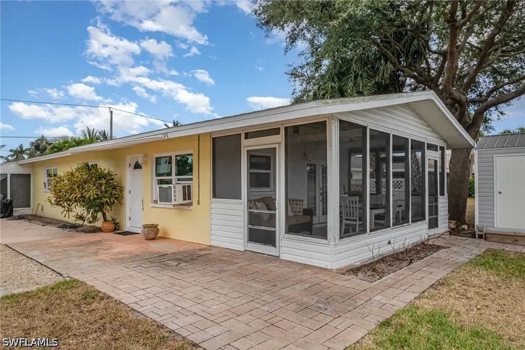 4818 Regal Drive Bonita Springs FL 34134