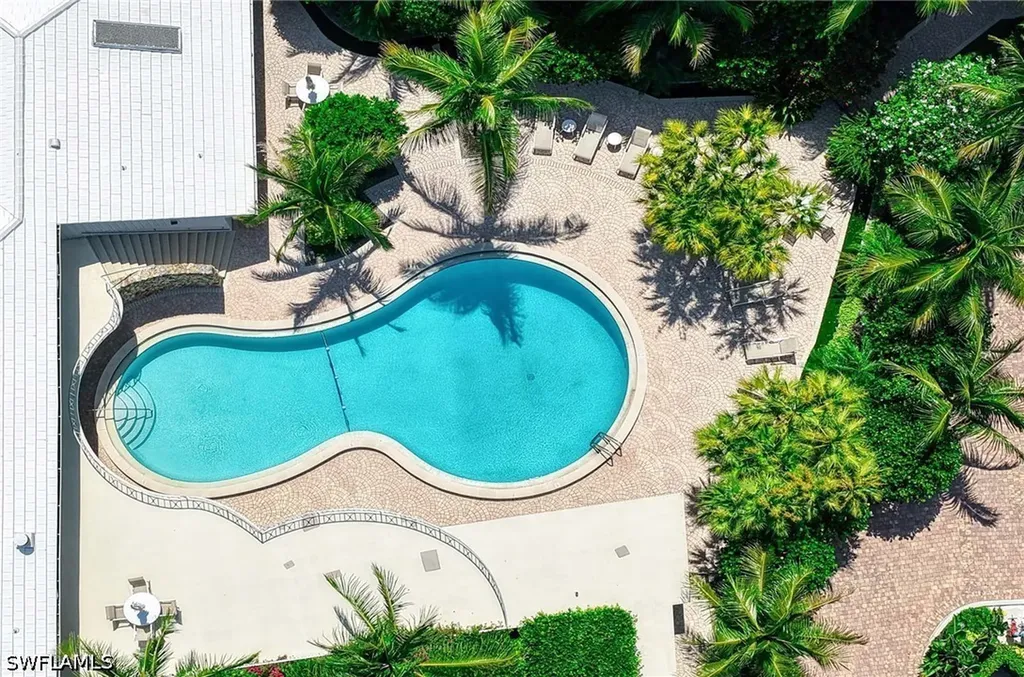 1851 Gulf Shore Boulevard N Naples FL 34102