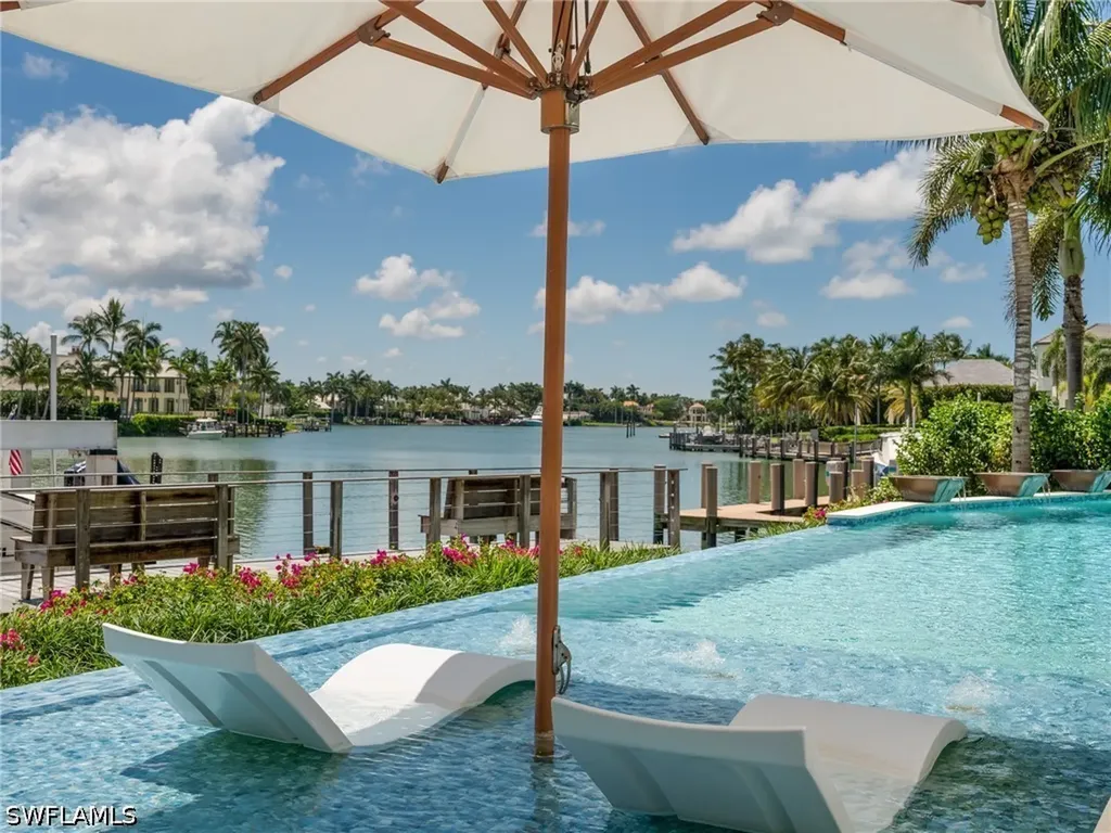 3525 Fort Charles Drive Naples FL 34102