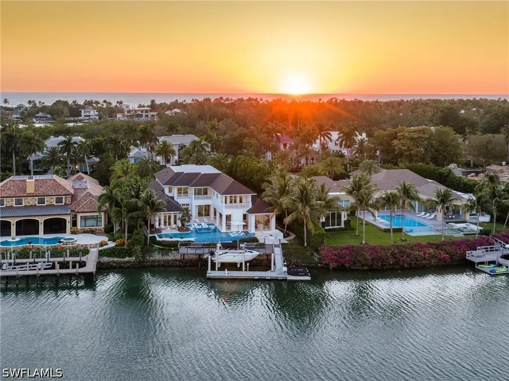 3525 Fort Charles Drive Naples FL 34102