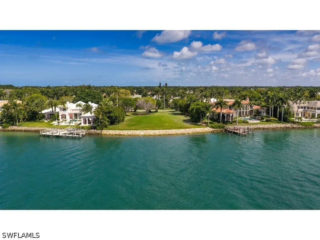 940 Admiralty Parade E Naples FL 34102