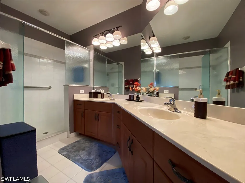 155 Vintage Circle Naples FL 34119
