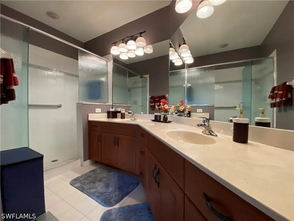 155 Vintage Circle Naples FL 34119