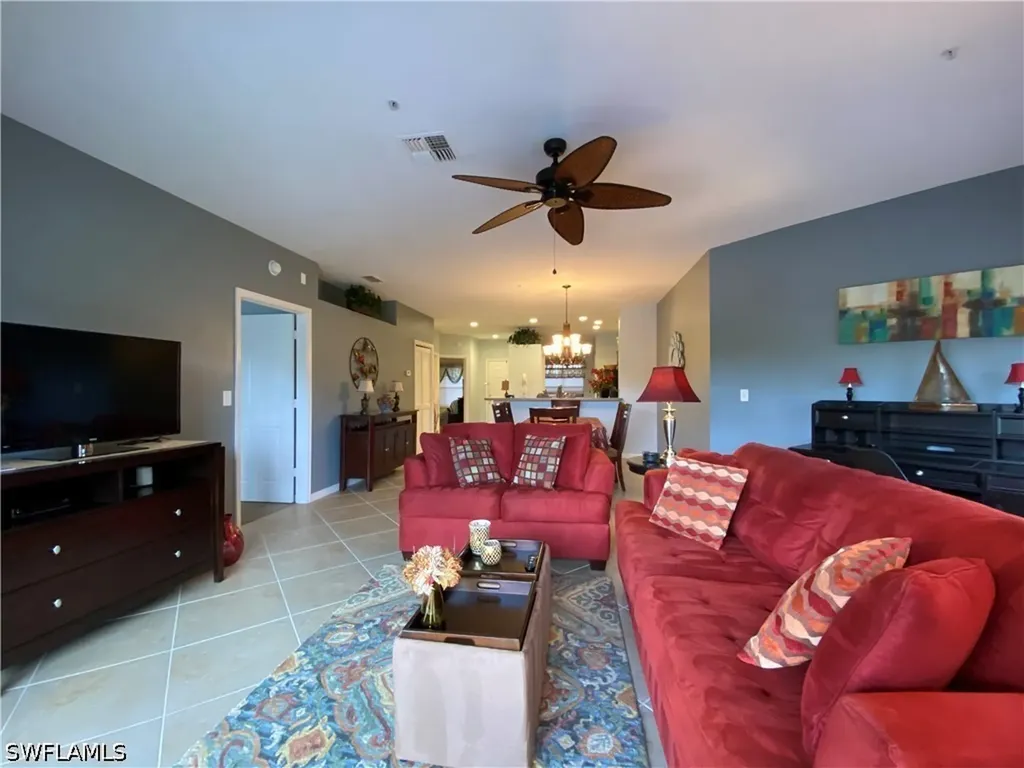 155 Vintage Circle Naples FL 34119