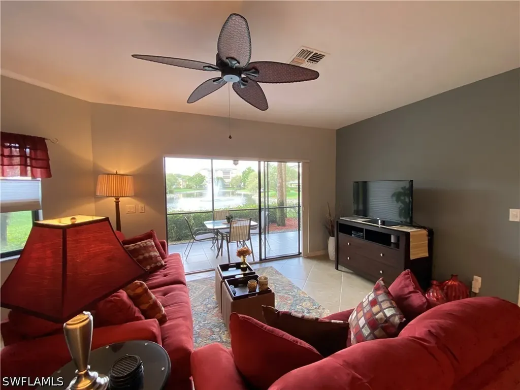 155 Vintage Circle Naples FL 34119