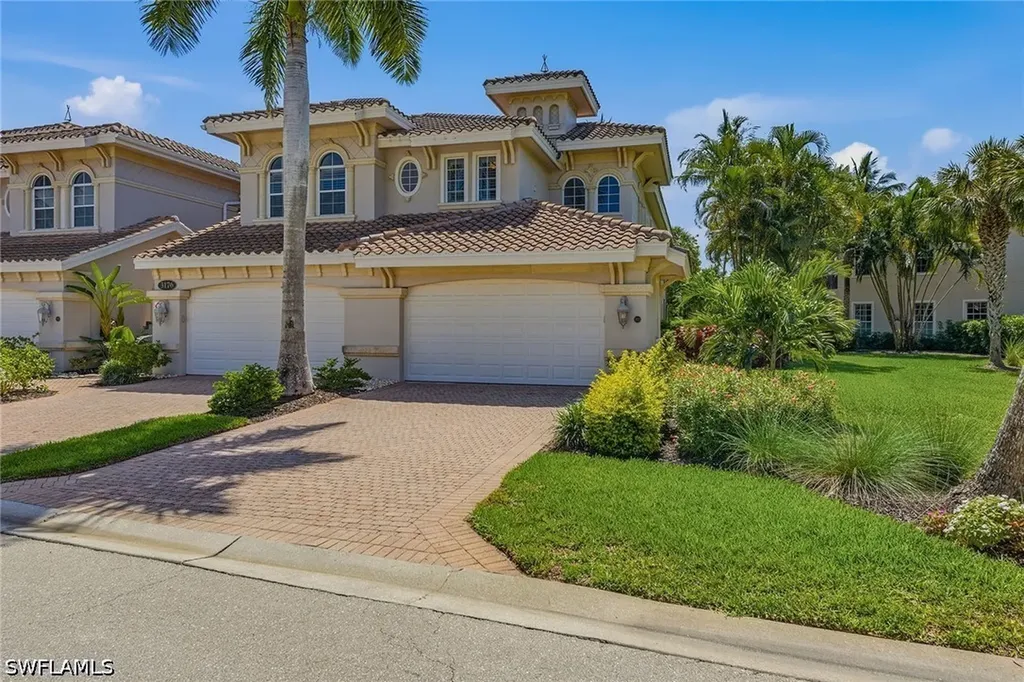 3176 Serena Lane Naples FL 34114