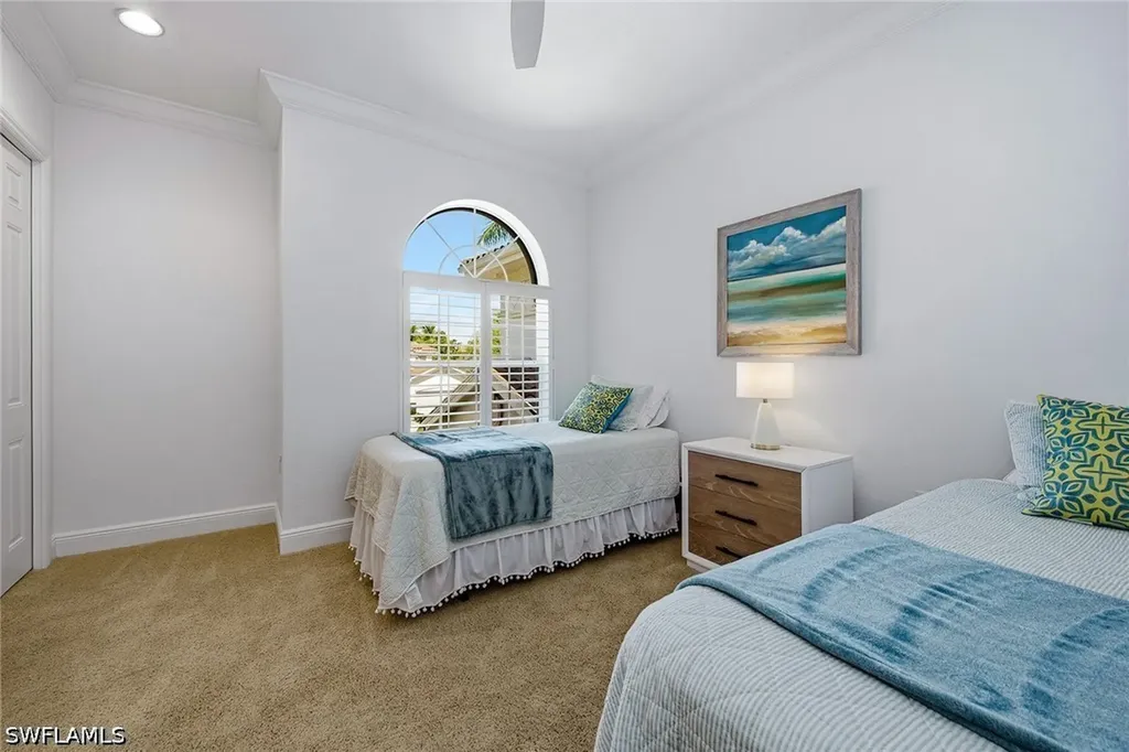 3176 Serena Lane Naples FL 34114