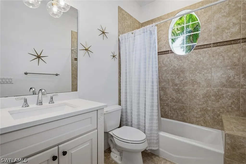 3176 Serena Lane Naples FL 34114