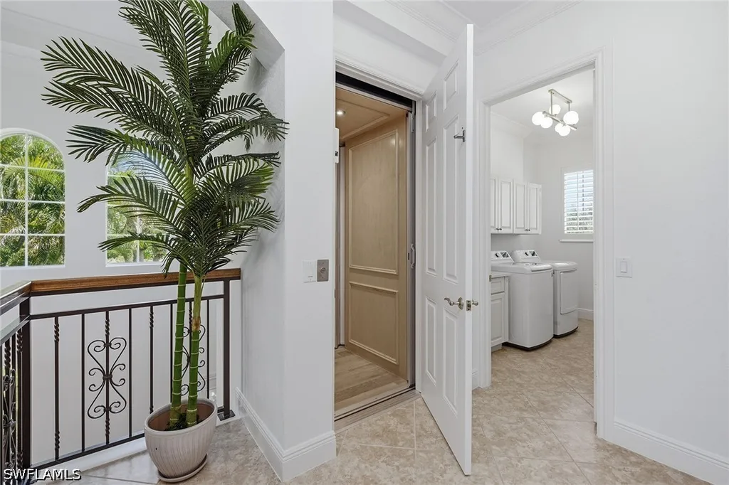 3176 Serena Lane Naples FL 34114