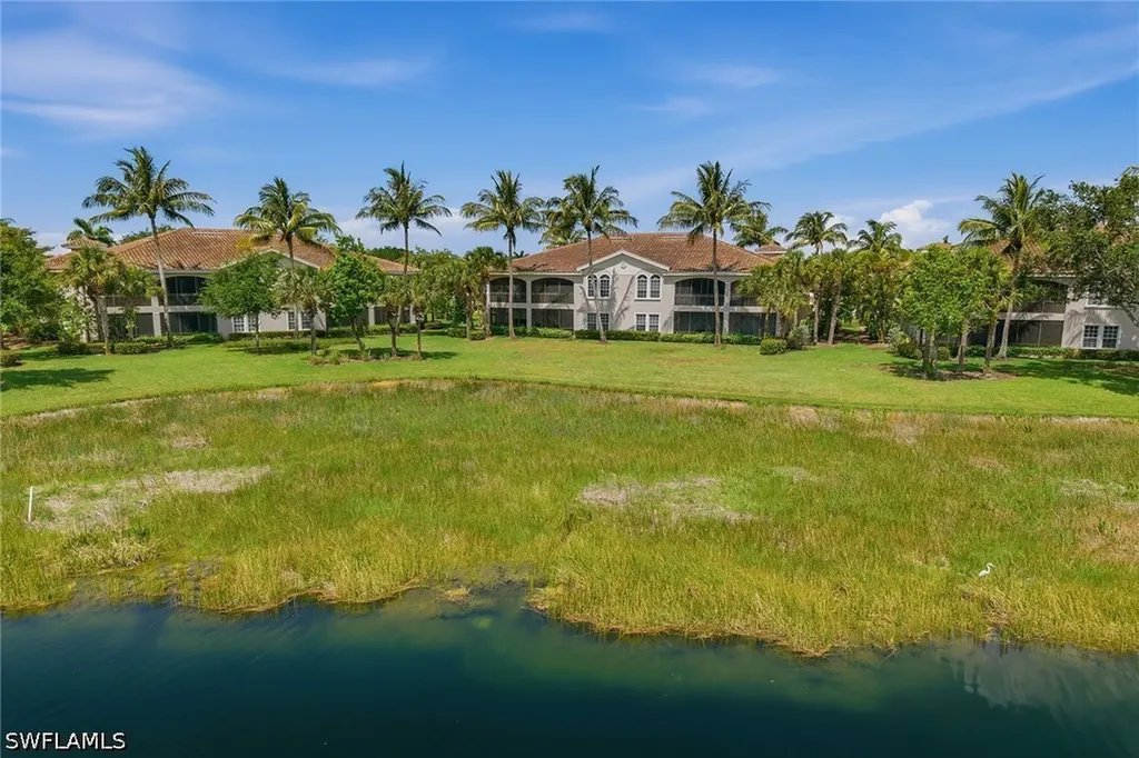 3176 Serena Lane Naples FL 34114