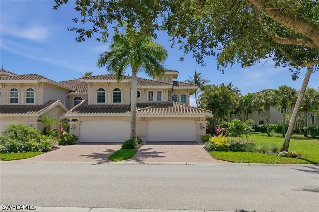 3176 Serena Lane Naples FL 34114
