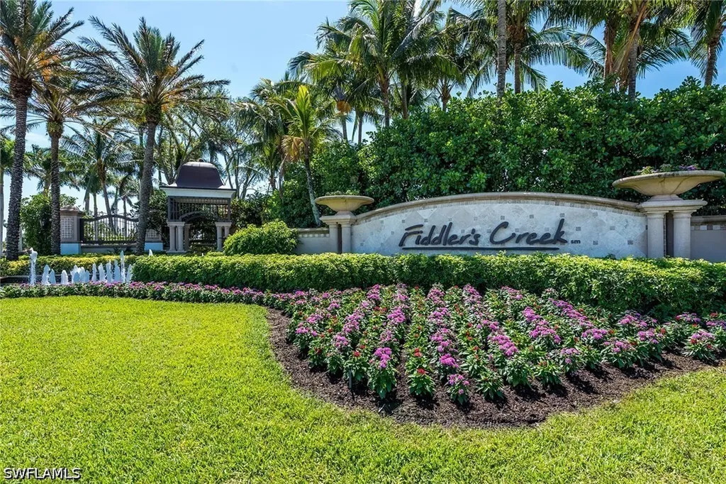 3176 Serena Lane Naples FL 34114