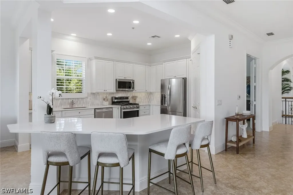 3176 Serena Lane Naples FL 34114