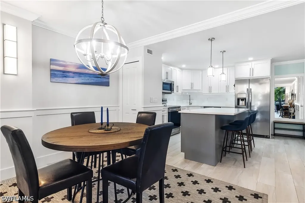 5 Bluebill Avenue Naples FL 34108