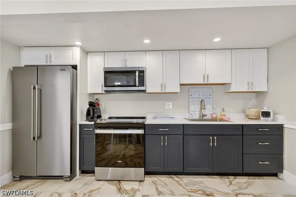 5 Bluebill Avenue Naples FL 34108